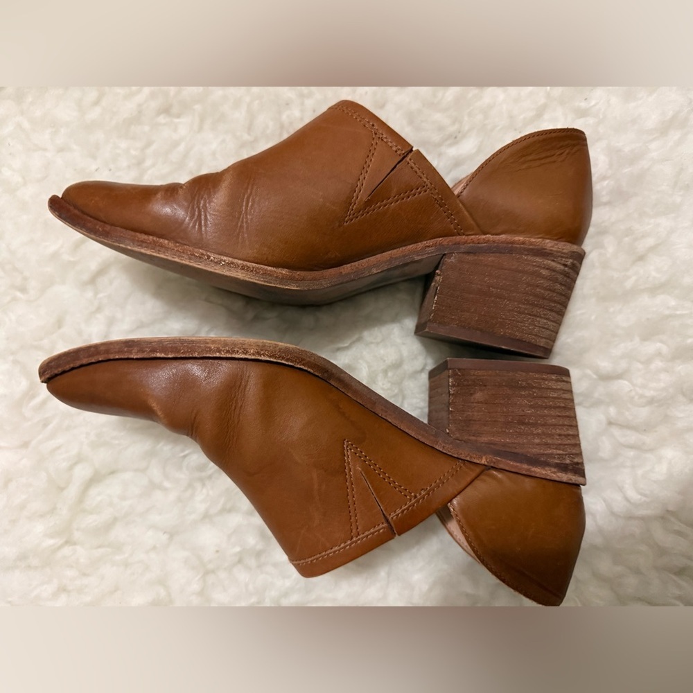 Madewell The Brady Lowcut Bootie 8 - Picture 6 of 12
